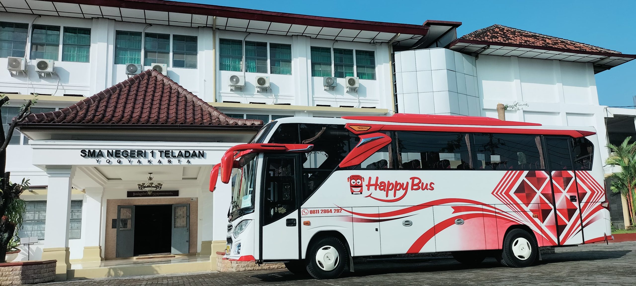 sewa bus untuk wisata di jakarta