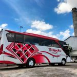 rental bus harian di surabaya
