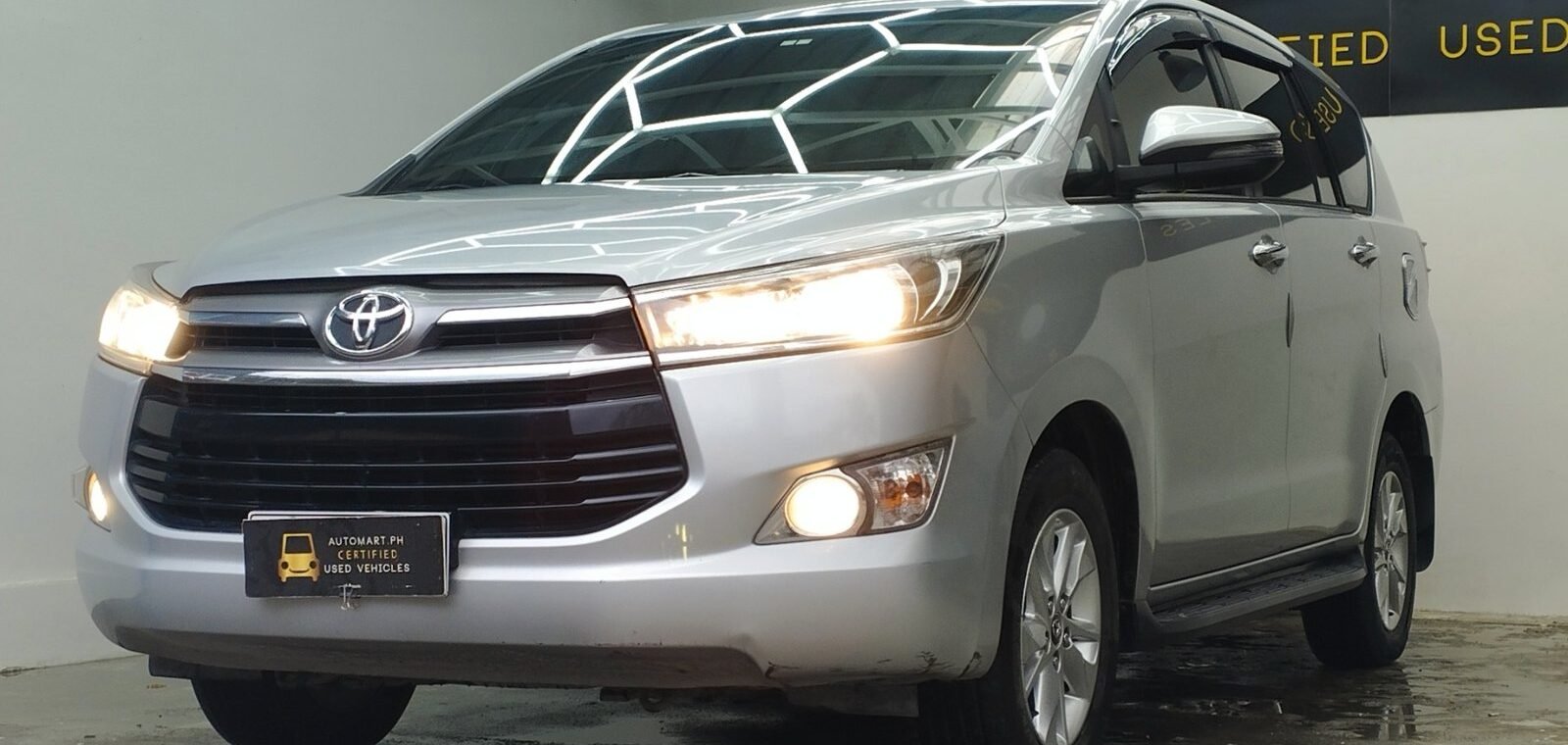 Toyota Kijang Innova Reborn di Bali — rental mobil Armada Rent