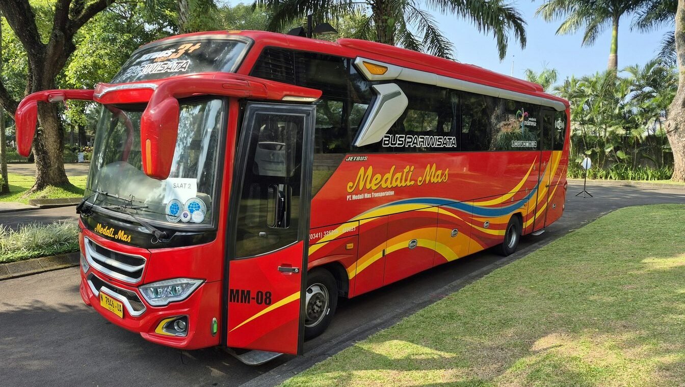 Bus Pariwisata Medium — armada rental Armada Rent