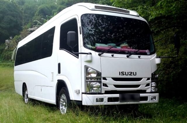 Isuzu Elf Microbus Long — rental mobil Microbus