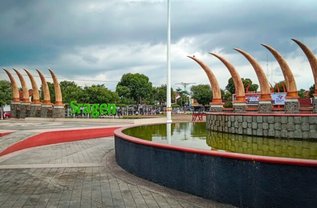 Rental mobil Sragen — Armada Rent